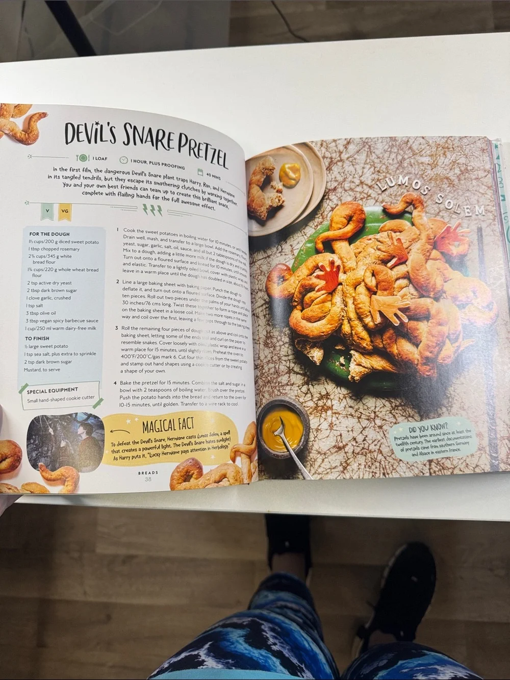 The Official Harry Potter Baking Book - White Cover with Gold Lettering